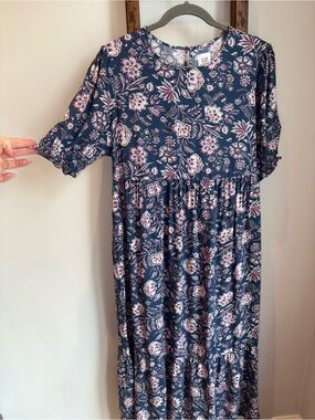 GAP Maternity Floral Tiered Midi Dress Size Large Blue Purple Viscose Prairie